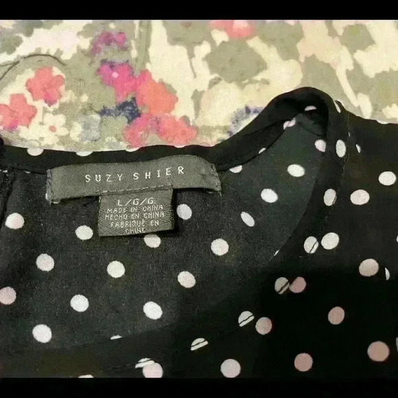 Suzy Shier Women blouse size L. In like new condition - Picture 6 of 7